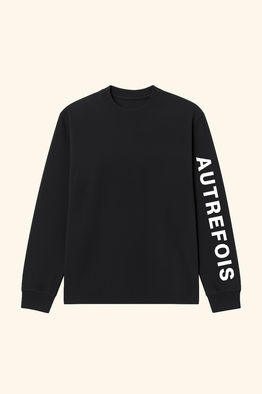 Autrefois - Oversized longsleeve in Black.